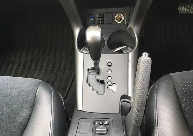 Toyota Vanguard 2012