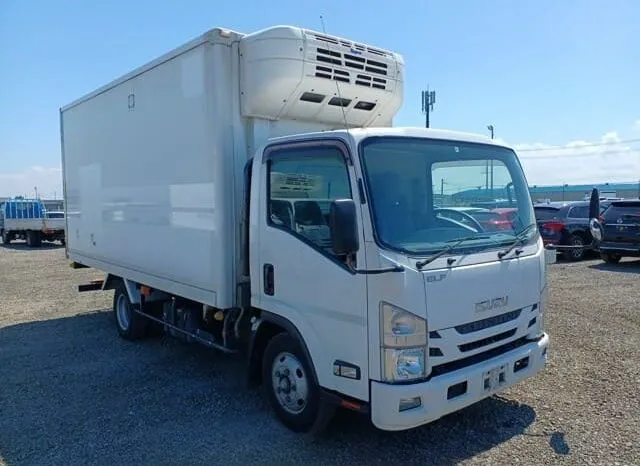 Isuzu ELF 2017