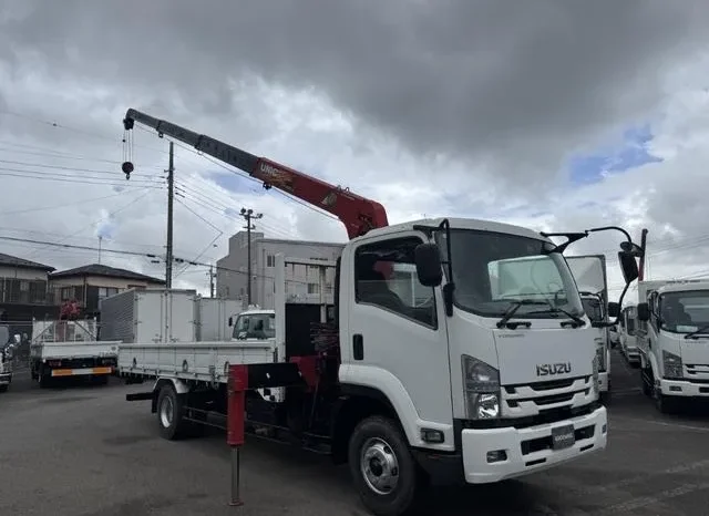 Isuzu Forward 2019