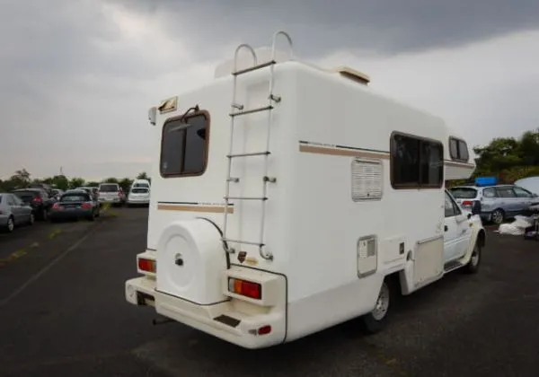 Isuzu Rodeo Camping 1991