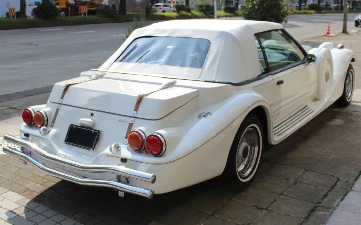 MITSUOKA DORE 1992