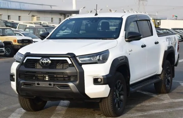 Toyota HILUX 2024