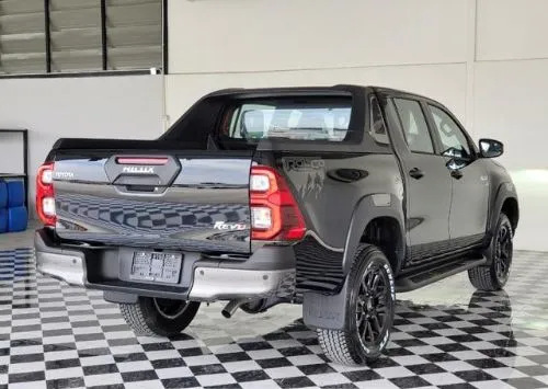 Toyota HILUX 2024