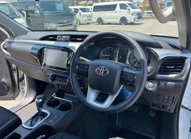 Toyota HILUX 2024