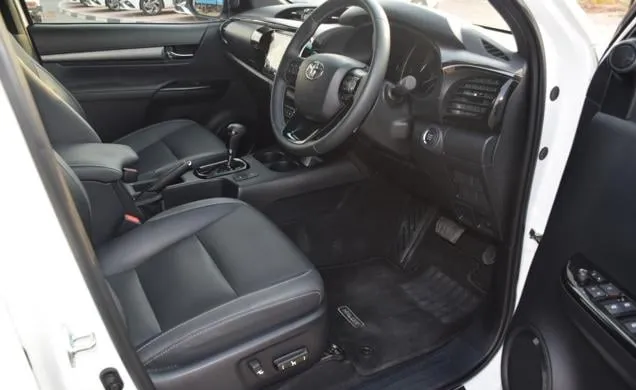 Toyota HILUX 2024