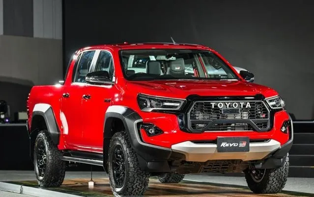 Toyota HILUX 2024