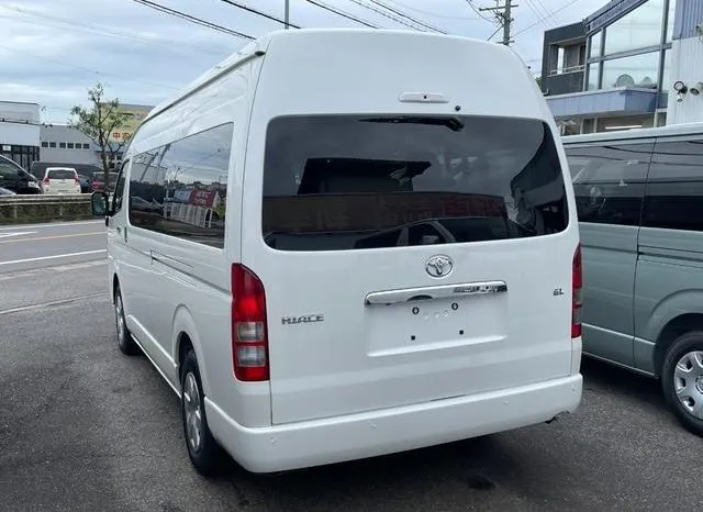 Toyota Hiace 2025