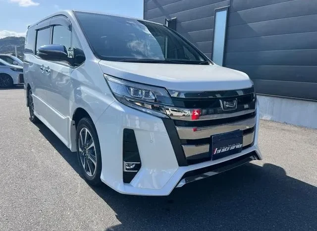 Toyota Noah 2021