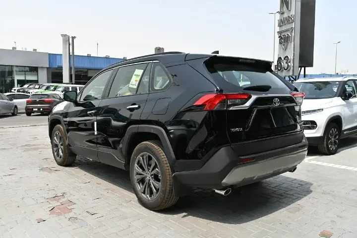 Toyota RAV4 Limited | Hybrid | 2025