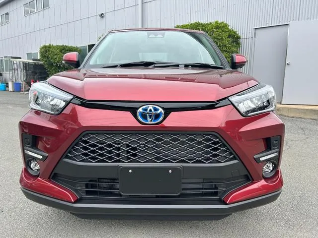 TOYOTA RAIZE Z HYBRID 2025